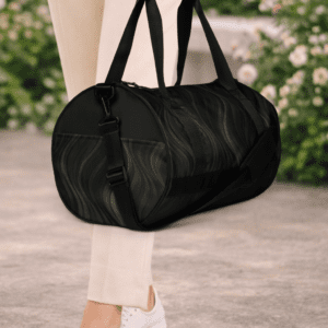 Sac de voyage gris. Compact, structuré et résistant. Idéal pour vos trajets courts et vos séances de sport